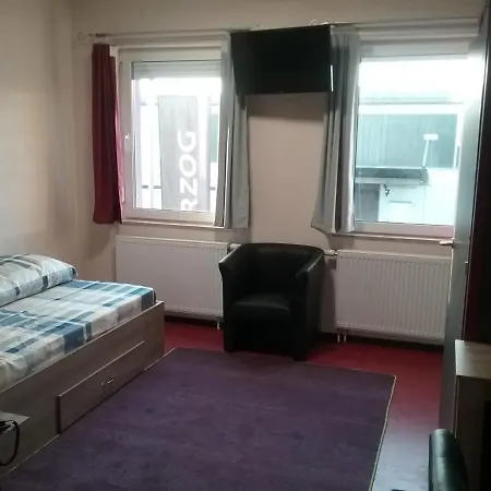 Hotel P&p V-v Ug Stuttgart