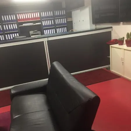 Hotel P&p V-v Ug Štutgart